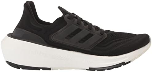 Чевли за трчање на светло за светло на Adidas ultraboost