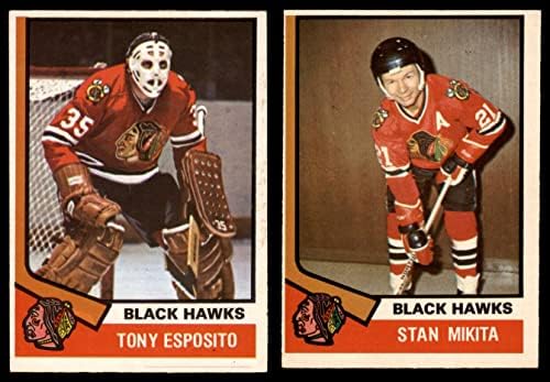 1974-75 O-Pee-Chee Chicago Blackhawks во близина на екипата постави Чикаго Блекхакс ВГ+ Блекхакс