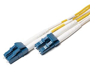 FiberCablesDirect 2PK 3M OS2 LC LC LC единечни кабли за лепења од влакна - 2 пакувања | Дуплекс 9/125 LC до LC SingleMode Jumper Cord 3 метар