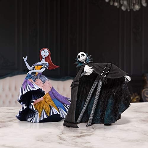 Enesco Disney Showcase Couture de Force The Nightmare пред Божиќ Сали фигура, 7,28 инчи, разнобојно