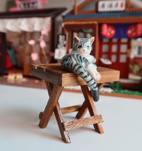 Cozinest Ceramic Tabby Cat Figurine Опуштено сиво маче симпатично маче колекционерски минијатури куклички рачно насликани животински украси или