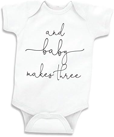 Bump and Beyond Designs Baby Gifce Gifts за семејно новороденче подарок