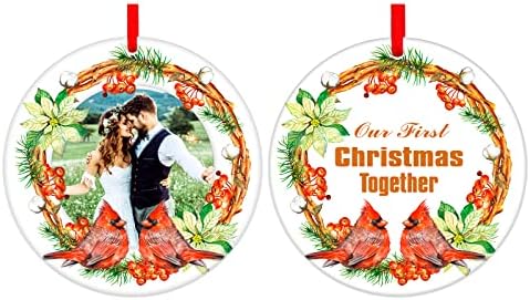 Рамка за слика на Вахаме Нашиот прв Божиќ заедно украси 2022 година, нашите први украси за Божиќни свадбени дрвја, подароци за Божиќни свадби за неа