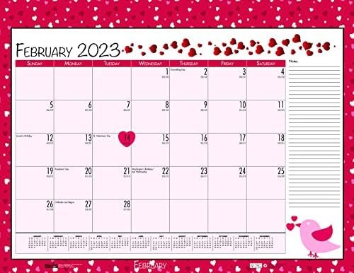 Куќа на Долитл 2023 Месечен календар на бирото, сезонски, 22 х 17 инчи, јануари - декември