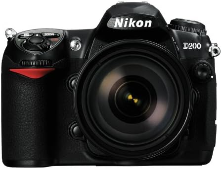 Никон Д200 10.2 Пратеник Дигитална SLR Камера со 18-70mm AF-S DX f/3.5-4.5 G АКО - Ед Никор Зум Леќа