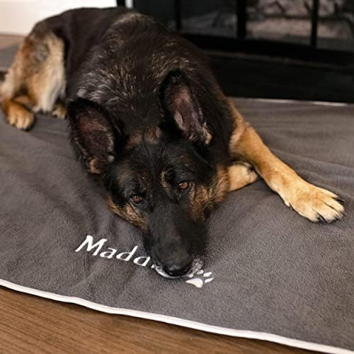 GoTags персонализирано ќебе за кучиња со име, ќебиња отпорни на вода за кауч, автомобил, кревет и на отворено, обичај везена