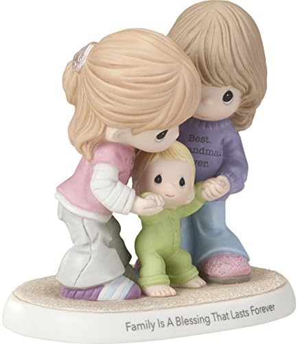 Семејството на скапоцени моменти е благослов кој трае вечно мама и баба со бебе бискусен порцелански декор колекционерски фигура 173009, разнобоен